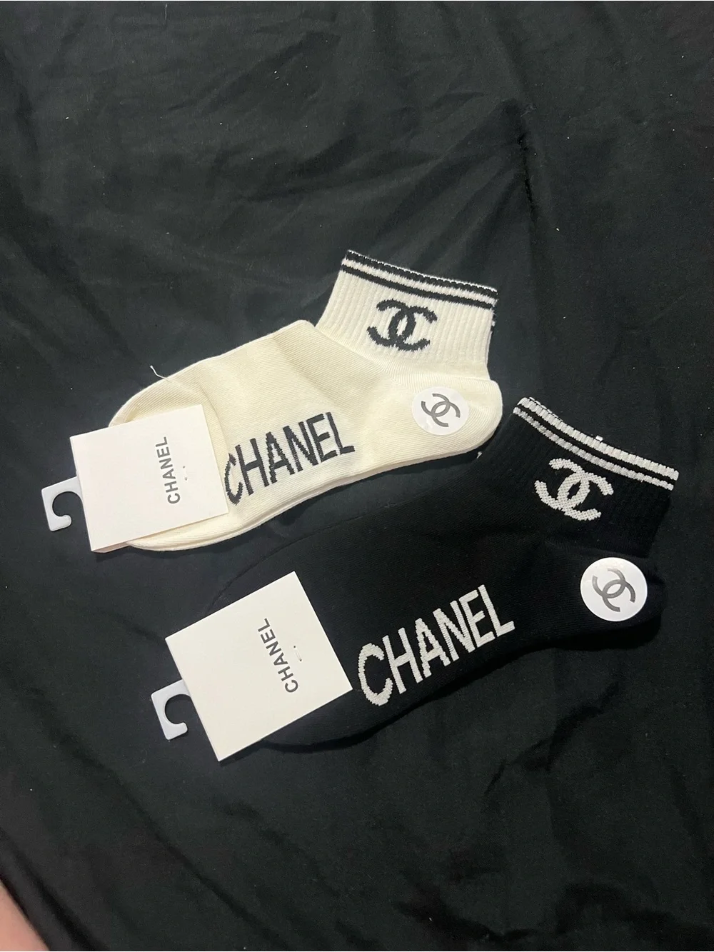 Dressy Low-Cut Logo Socks — Black & White(2-Pack)